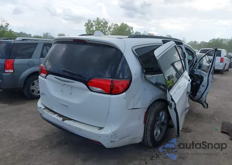 2017 Chrysler Pacifica Touring-L from USA, damaged, VIN 2C4RC1BG5HR571659